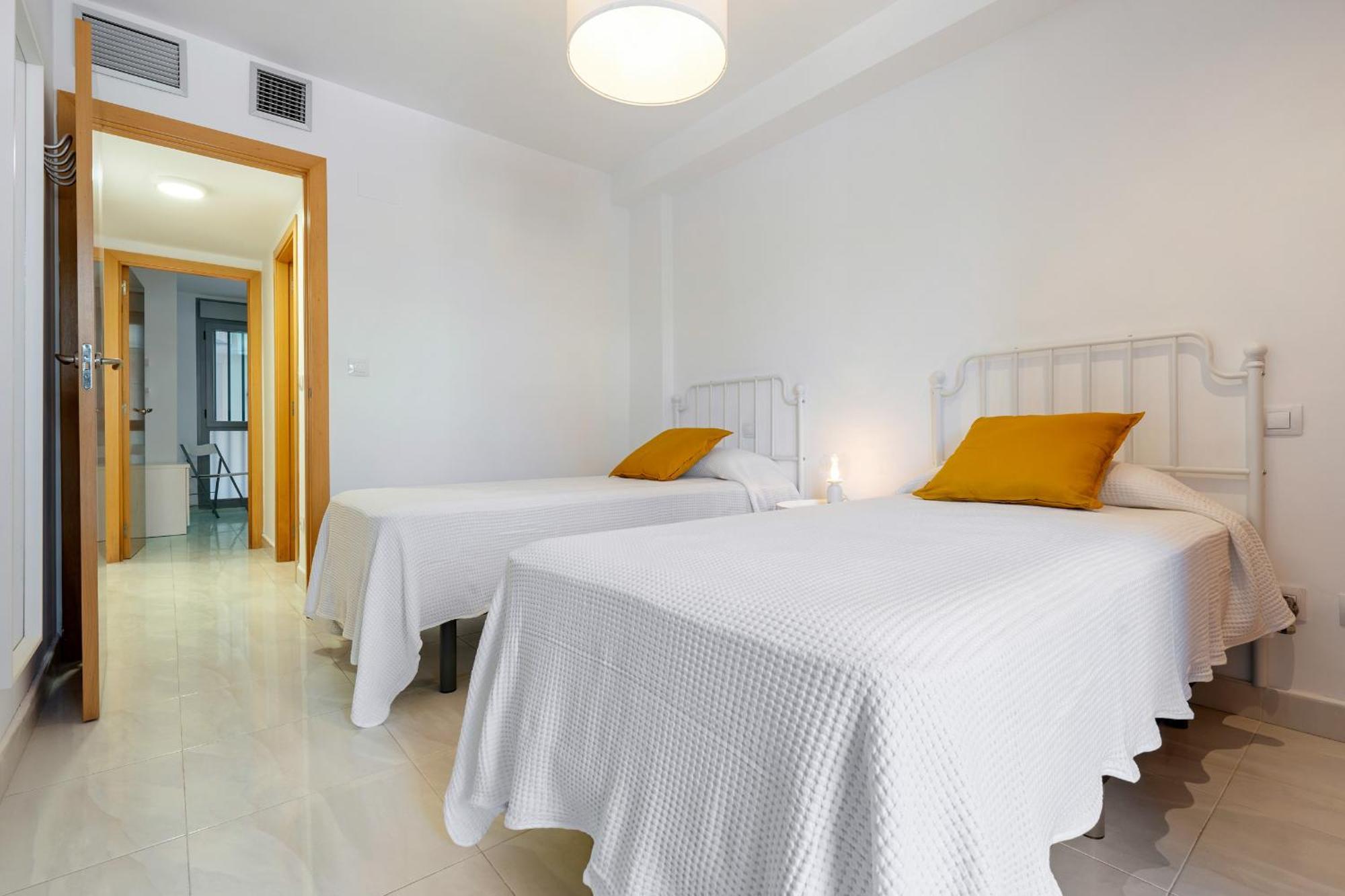 Hauzify I Apartament Mestral Cambrils Dış mekan fotoğraf
