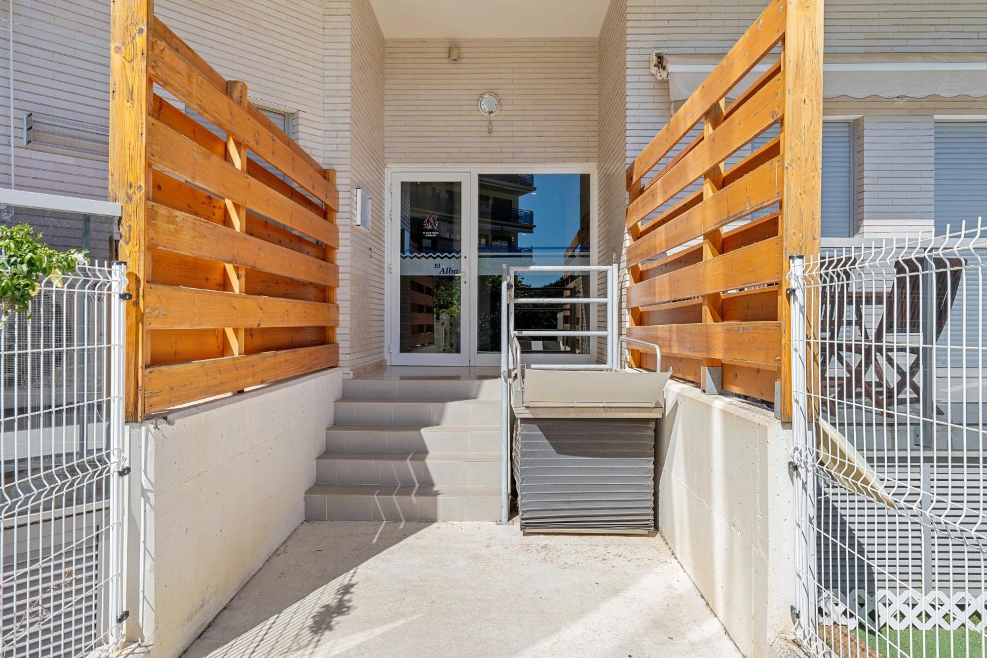 Hauzify I Apartament Mestral Cambrils Dış mekan fotoğraf