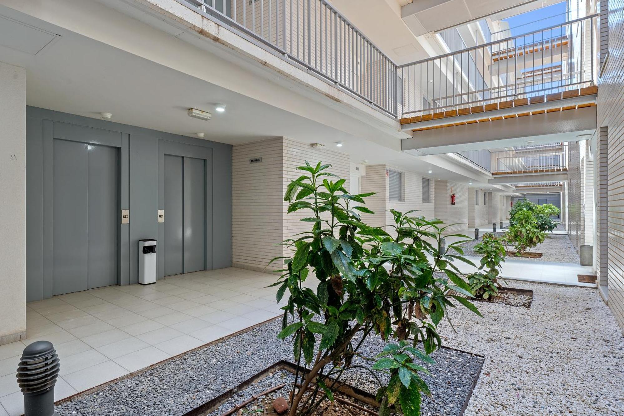 Hauzify I Apartament Mestral Cambrils Dış mekan fotoğraf